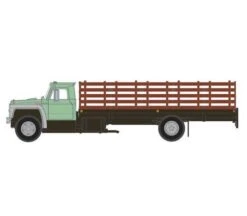 Athearn 84722 HO Scale Ford F-850 Stakebed Truck Green - Primed For Grime