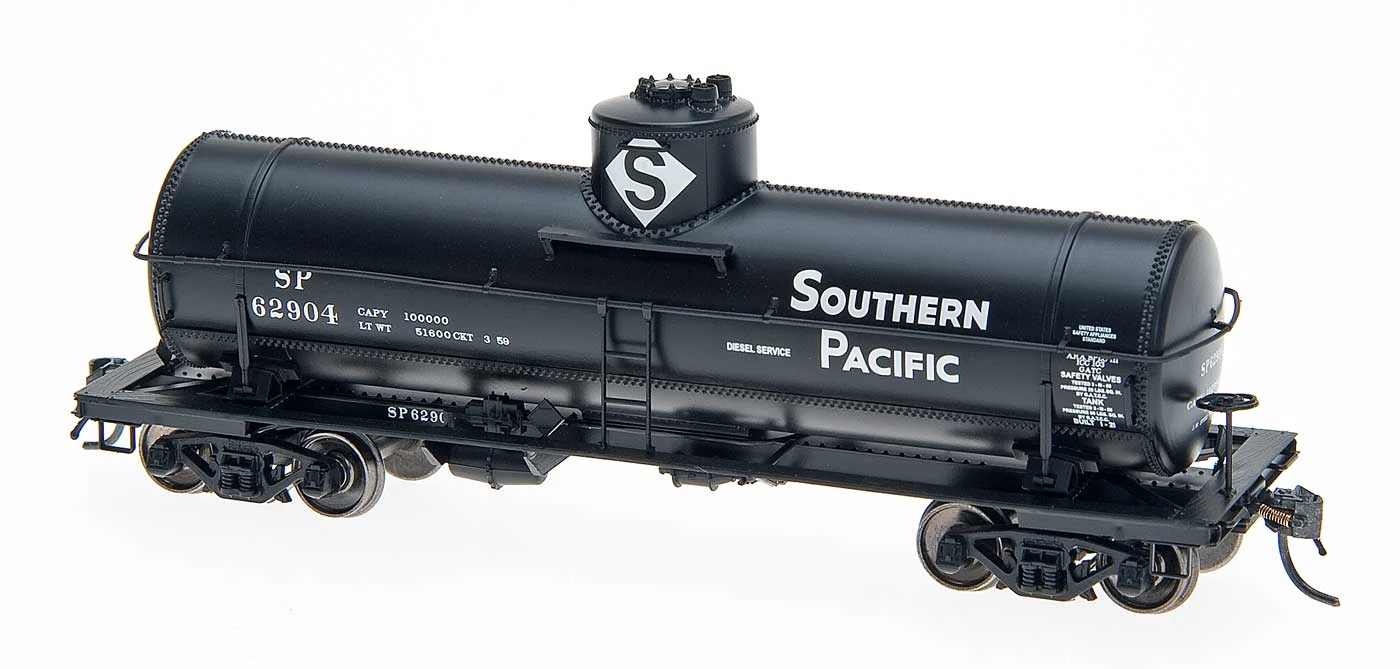 InterMountain 46212 HO Scale 10,000 Gallon Tank Car Southern Pacific SP 2 InterMountain 46212 HO Scale 10,000 Gallon Tank Car Southern Pacific SP - Image 2