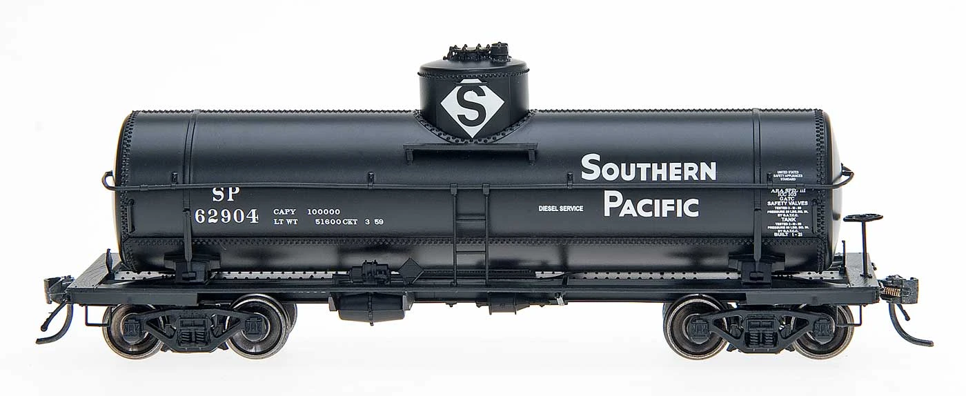 InterMountain 46212 HO Scale 10,000 Gallon Tank Car Southern Pacific SP 1 InterMountain 46212 HO Scale 10,000 Gallon Tank Car Southern Pacific SP
