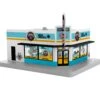 Lionel 2229180 O Gauge HOLY COWDonuts & Coffee Shop (Plug-Expand-Play)