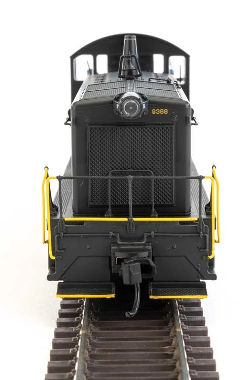 Walthers Mainline 910-10672 HO Scale EMD SW7 Phase II Switcher Pennsylvania PRR 9368 3 Walthers Mainline 910-10672 HO Scale EMD SW7 Phase II Switcher Pennsylvania PRR 9368 - Image 3