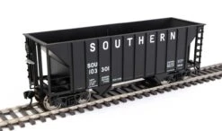 Walthers MainLine 910-56616 100 Ton 2 Bay Hopper Southern Black SOU 103301