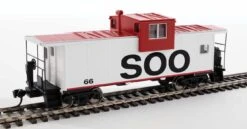 Walthers Mainline 910-8720 HO Scale Extended Wide Vision Caboose SOO Line 66