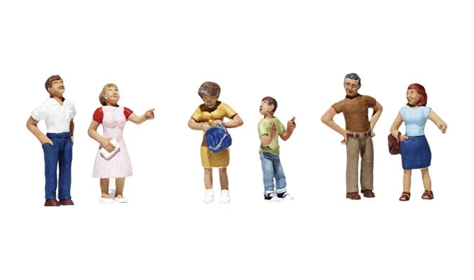 Woodland Scenics A1825 HO Scale Figures - Window Shoppers 1 Woodland Scenics A1825 HO Scale Figures - Window Shoppers